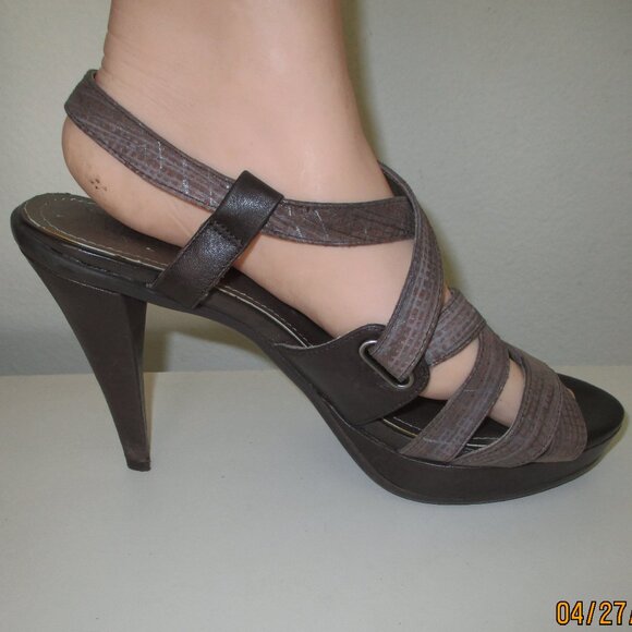 Kenneth Cole Reaction Womens Tan Leather Strappy Slingback Heel Sandal - 7M - Picture 4 of 9